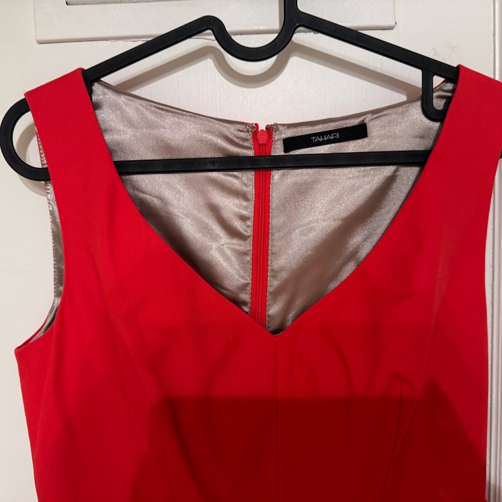 Elegant Red Sleeveless Sheath Dress - Size 6 - Picture 3 of 5